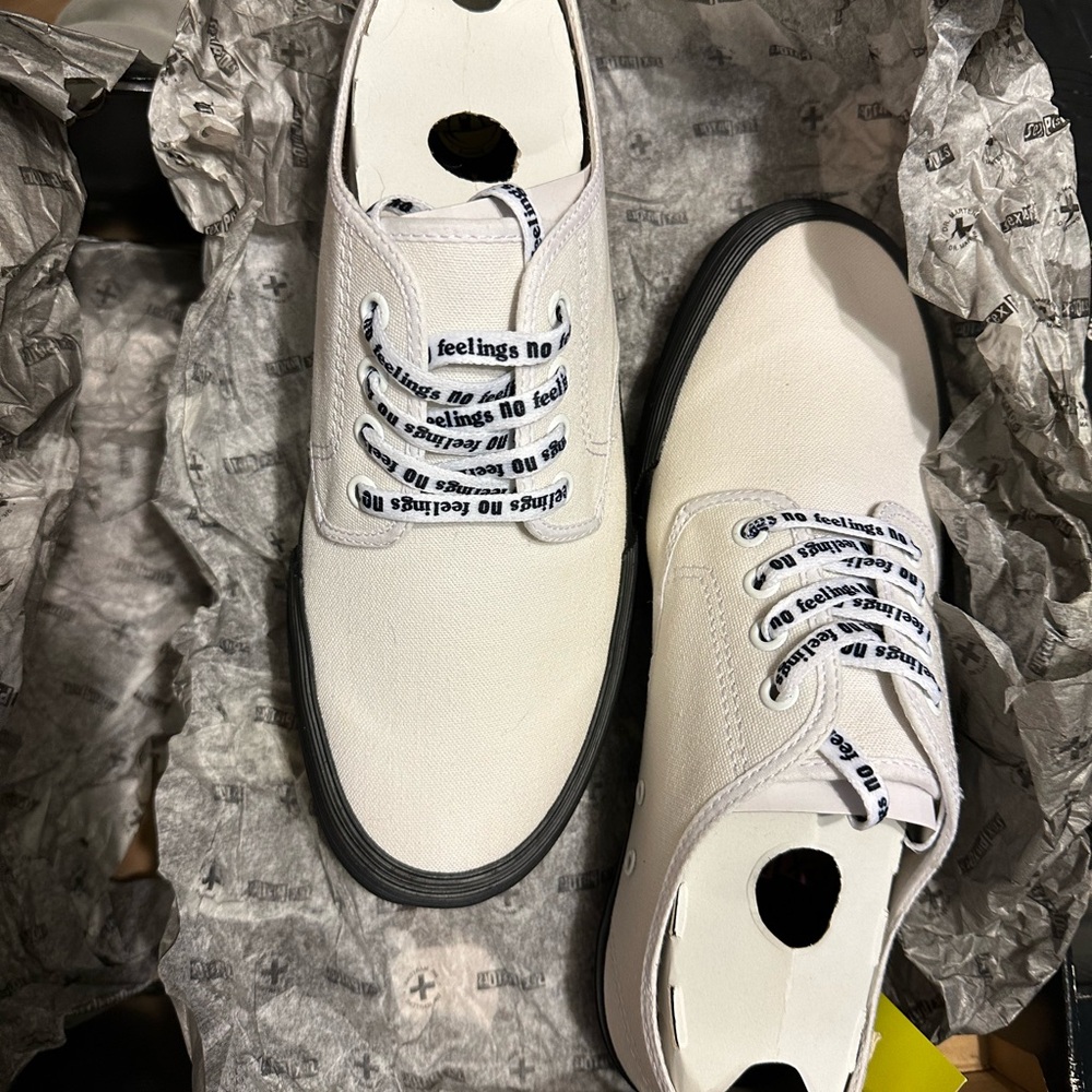 White Canvas Men's Shoes